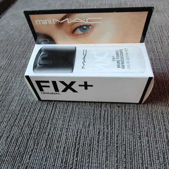 MAC Prep + Prime Fix Plus Sized To Go Mini Mist Setting Spray 1oz 30ml - Picture 7 of 8